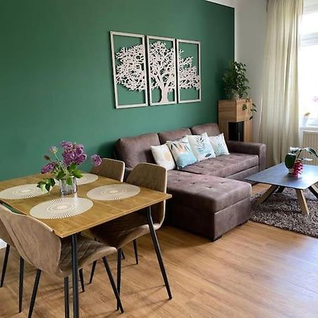 2-Zimmer Zentral In Ferdinandshof, Wlan Modern 外观 照片